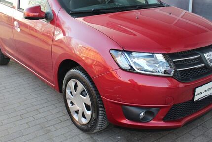 Dacia Sandero 8.570 km 7.990 € Radebeul-Dresden 01445