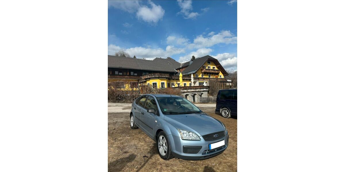 Ford Focus 84.500 km 2.500 &euro; Bad Homburg 61350