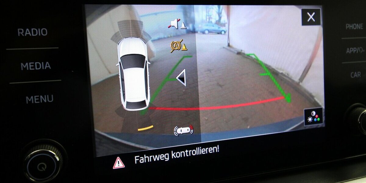 Skoda Scala TSI 7-DSG Drive 125 LED+KAMERA+TEMPOMAT 70.815 km 16.900 &euro; Hagenow 19230