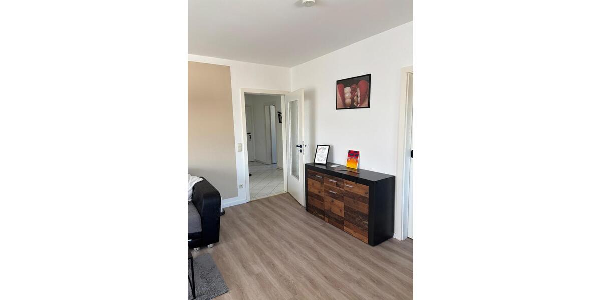 Etagenwohnung Pöttmes - 3 Zimmer, 72 m&sup2;, 750&euro; | Angebot:25542949