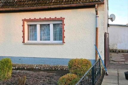 Haus Meyenburg - 4 Zimmer, 131 m&sup2;, 42.000&euro; | Angebot:27043119