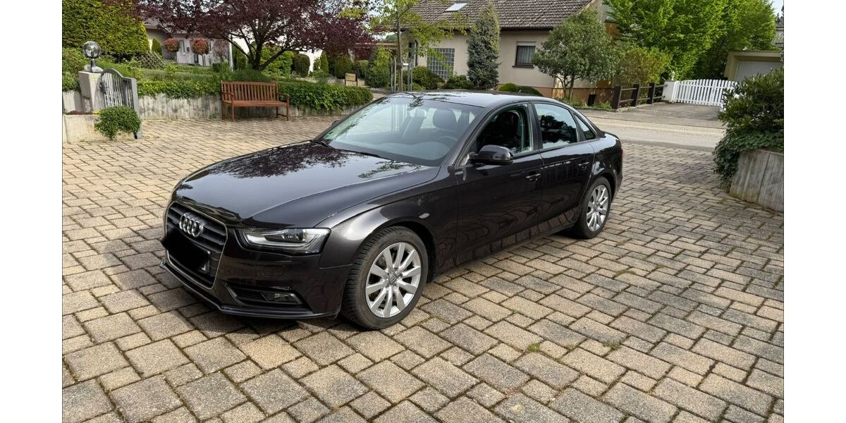 Audi A4 90.000 km 12.400 &euro; Niefern – Öschelbronn 75223