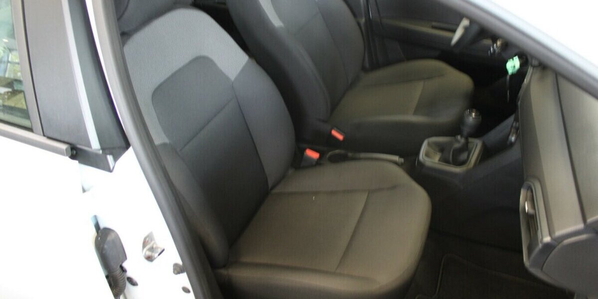 Dacia Sandero SCe 65 Essential - Klima - 18.622 km 13.480 &euro; Euskirchen 53881