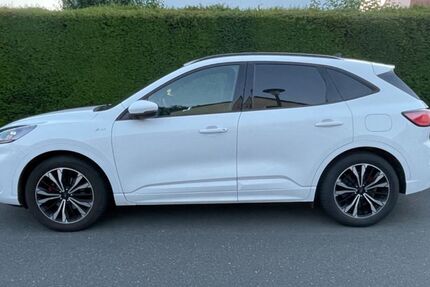 Ford Kuga 70.000 km 19.400 &euro; Obermichelbach 90587