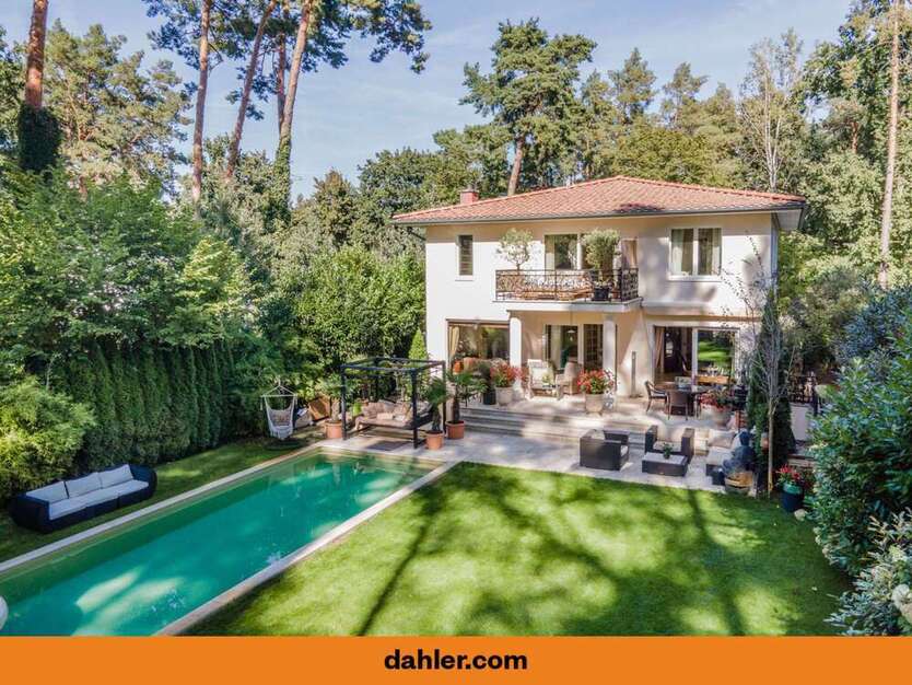 Haus zum Kaufen in Michendorf Wilhelmshorst 2.480.000 € 344.1 m²