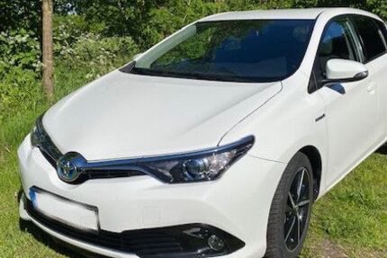 Toyota Auris 93.000 km 14.100 &euro; Flensburg 24939