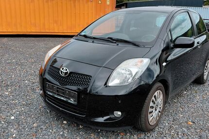 Toyota Yaris 207.020 km 1.600 € Biebergemünd-Kassel 63599