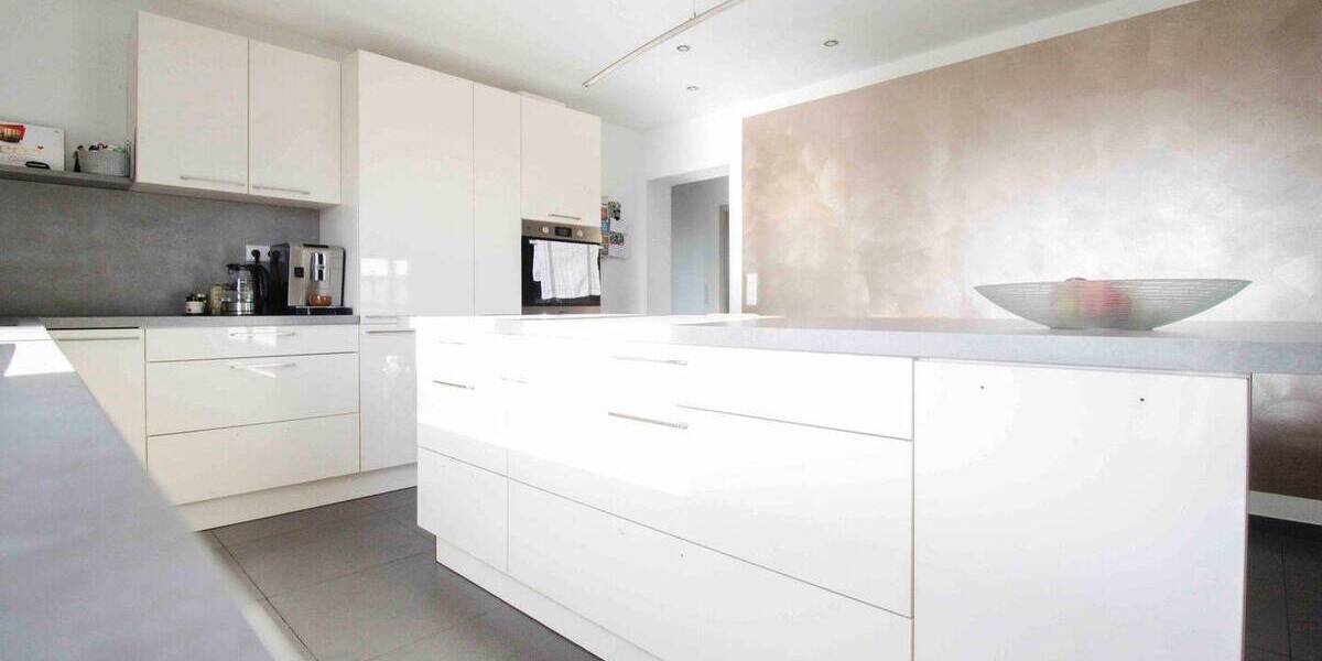 Mehrfamilienhaus, Wohnhaus Mosbach Sattelbach - 9 Zimmer, 520.000&euro; | Angebot:25939371