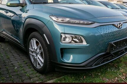 Hyundai KONA 55.429 km 15.390 &euro; Kamen 59174