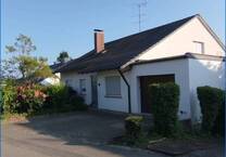 Schönes 3-Familienhaus in Toplage Weinburg Radolfzell - tolle Aussicht, kurzfristig bezugsfrei!