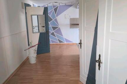 Wohnung Meschede - 3 Zimmer, 70 m&sup2;, 630&euro; | Angebot:27541848