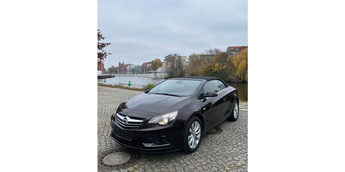 Opel Cascada 118.000 km 10.500 € Berlin 10589