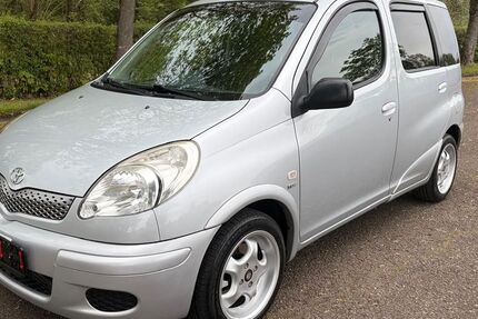 Toyota Yaris 177.500 km 5.900 &euro; Bad Grund (Harz) - Windhausen 37539