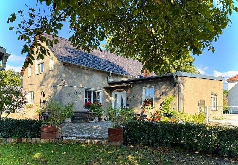 Vielseitig nutzbares Wohnobjekt in der Stadt Bernsdorf 7 zimmer