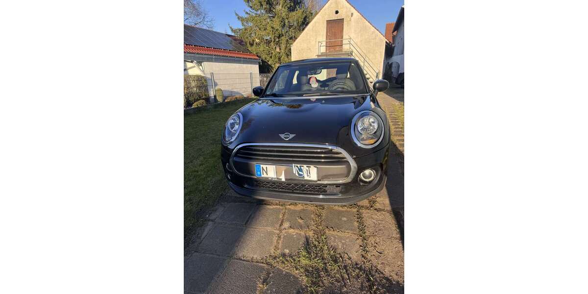 Mini One 87.386 km 12.800 &euro; Nürnberg 90455