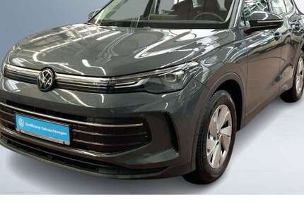 VW Tiguan 18.400 km 33.950 &euro; Siegen 57074