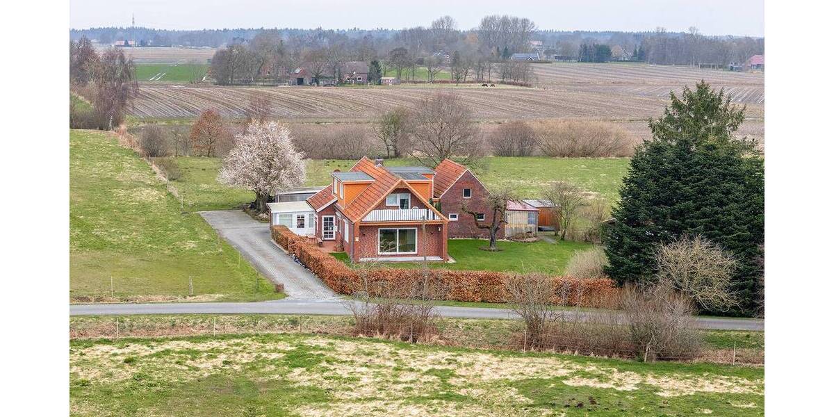 Einfamilienhaus Blomberg - 6 Zimmer, 125 m&sup2;, 225.000&euro; | Angebot:25815052