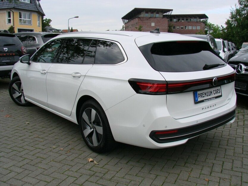 Passat Variant 1.5eTSI Business 360° IQ.DRIVE ACC