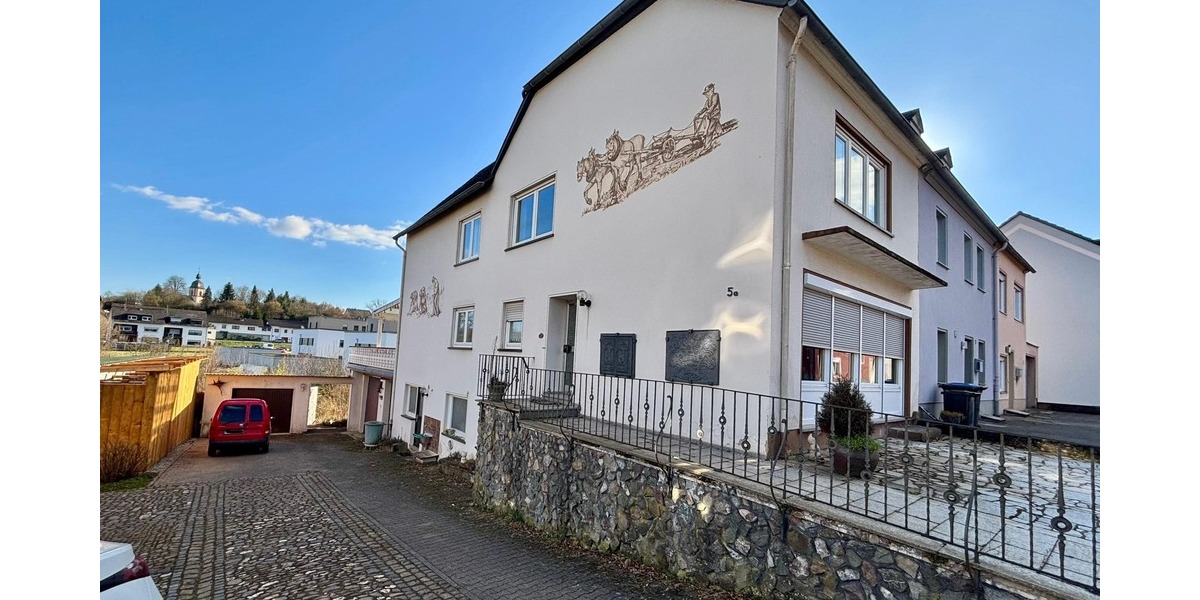 Einfamilienhaus mit Balkon und Weitblick 5 zimmer