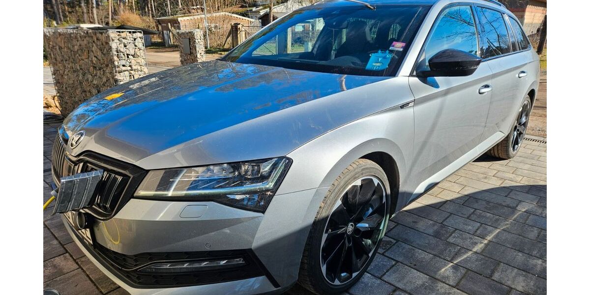 Skoda Superb 99.999 km 22.400 &euro; Borkheide 14822