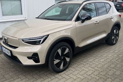 Volvo EX40
