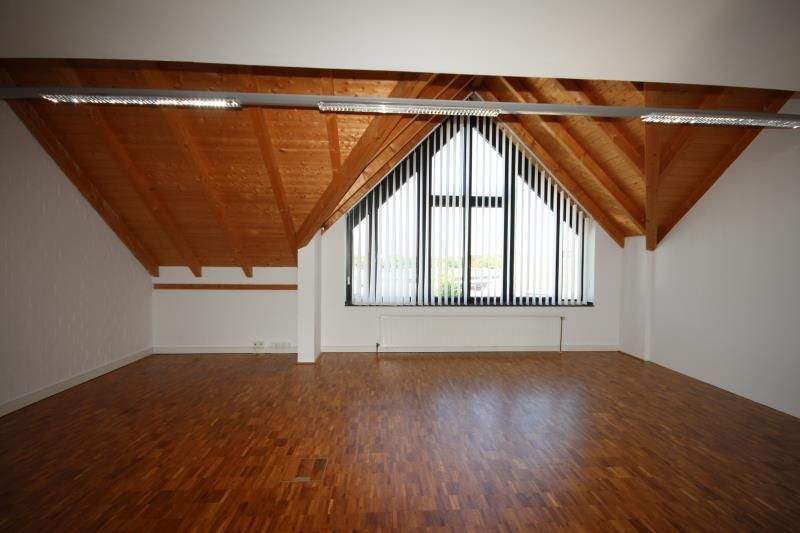 Repräsentatives Dachgeschossbüro mit hohem Luftraum, Empore und Aufzug! 5 zimmer