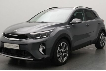 Kia Stonic 42.950 km 16.380 &euro; Leverkusen 51379