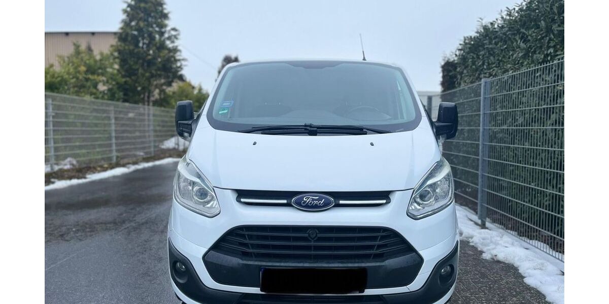 Ford Transit Custom 239.999 km 8.900 &euro; Limeshain 63674