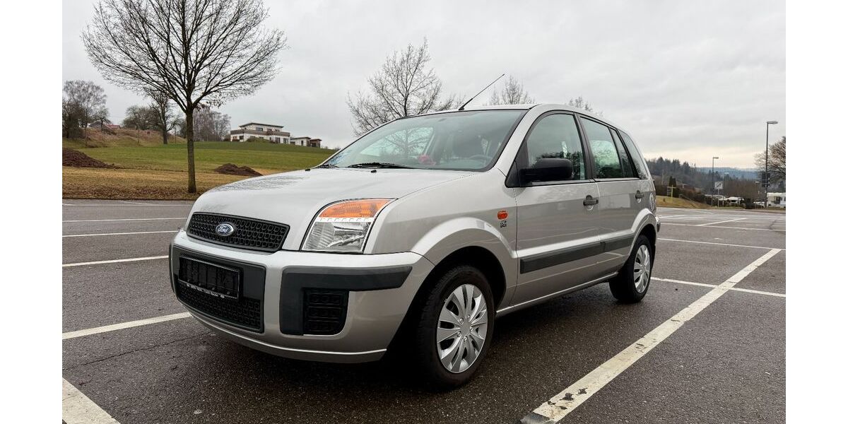 Ford Fusion 121.000 km 2.940 &euro; Calw 75365