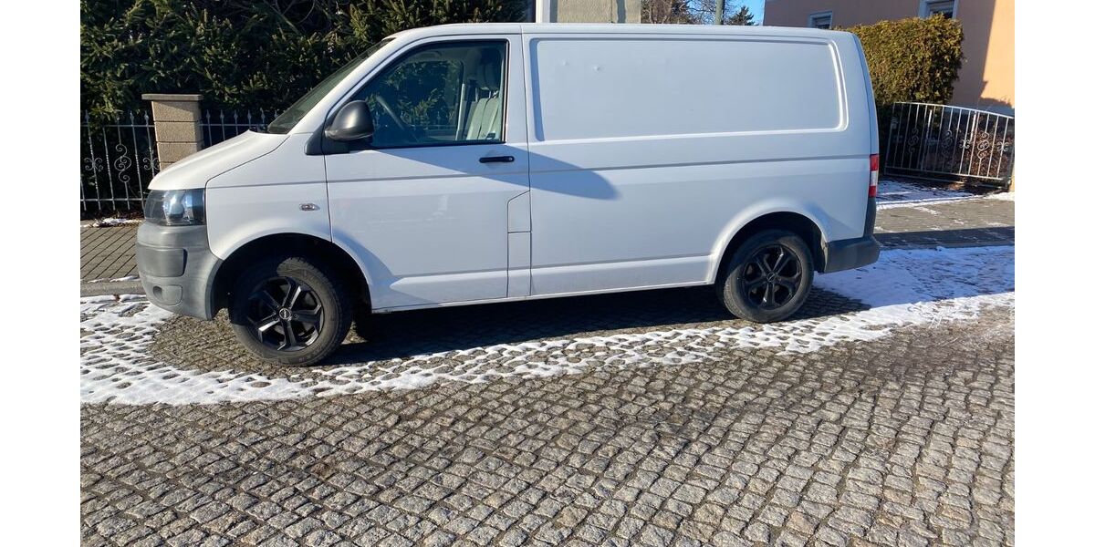 VW T5 Transporter 145.650 km 8.500 &euro; Dresden 01156