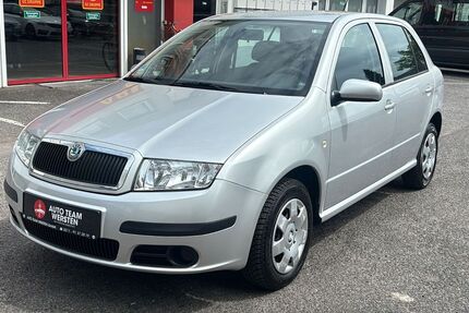 Skoda Fabia 103.148 km 2.490 &euro; Düsseldorf 40591