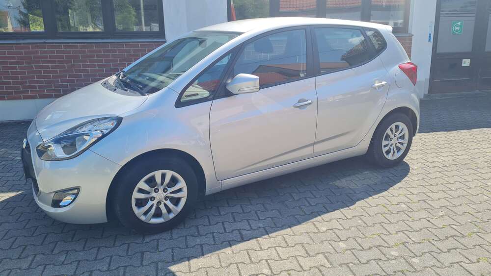 Hyundai iX20 23.950 km 11.950 &euro; Dresden 01108