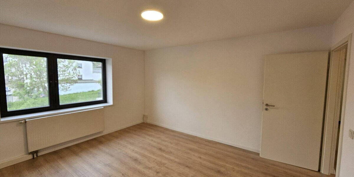 Etagenwohnung Schiffweiler - 2 Zimmer, 47 m&sup2;, 530&euro; | Angebot:26883216