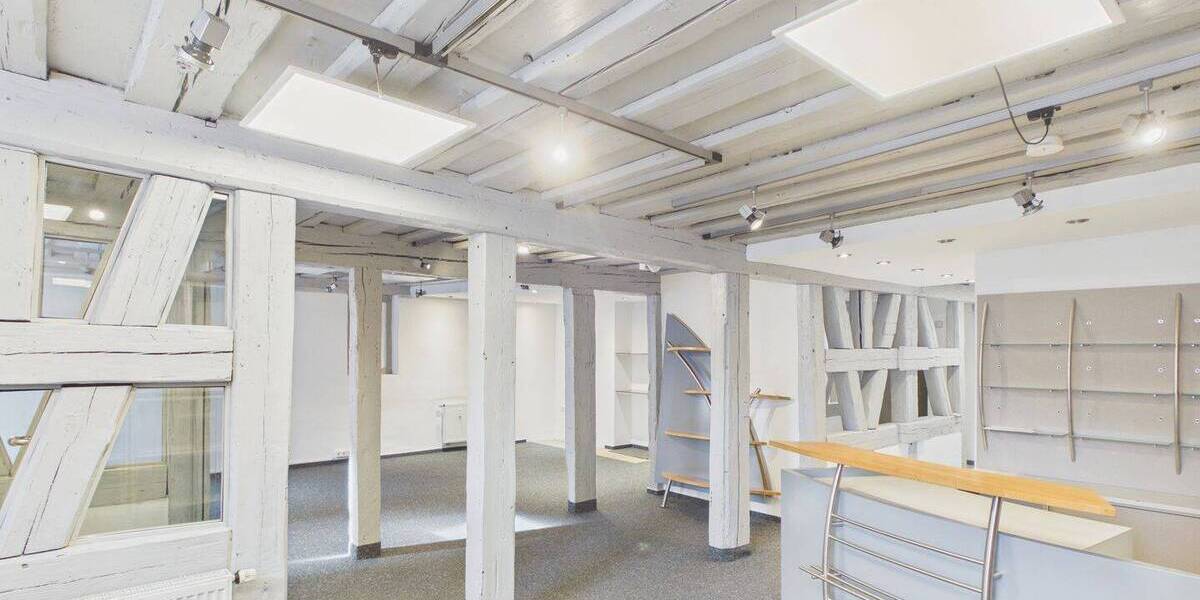 Gewerbeobjekt Roth - 5 Zimmer, 111 m&sup2;, 875&euro; | Angebot:26544715