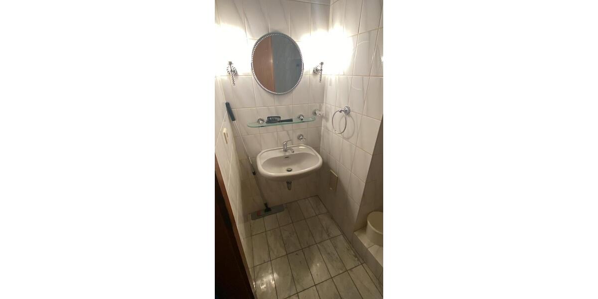 Reihenhaus Mönchengladbach Nord - 5 Zimmer, 135 m&sup2;, 2.500&euro; | Angebot:26107851