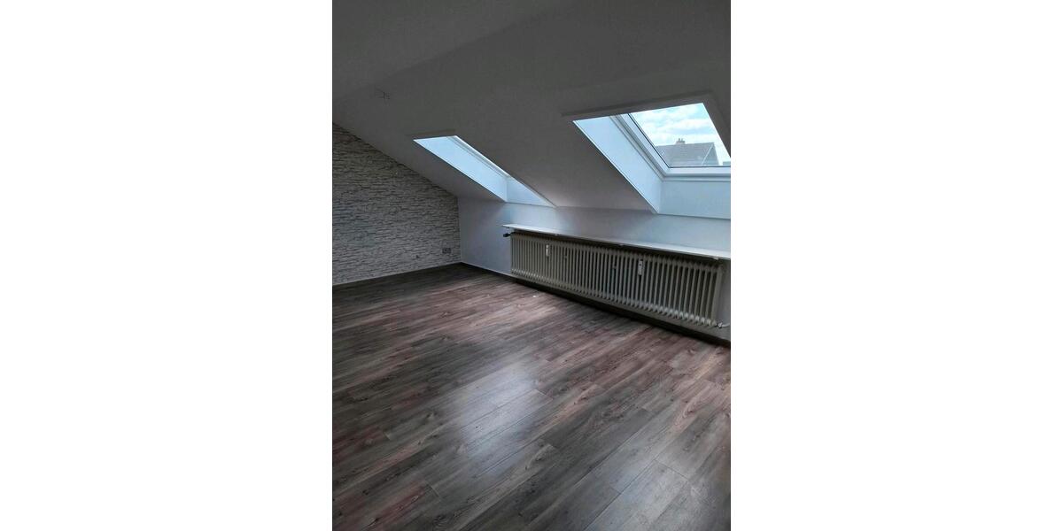 Dachgeschoßwohnung Korbach - 1 Zimmer, 55 m&sup2;, 445&euro; | Angebot:26086308