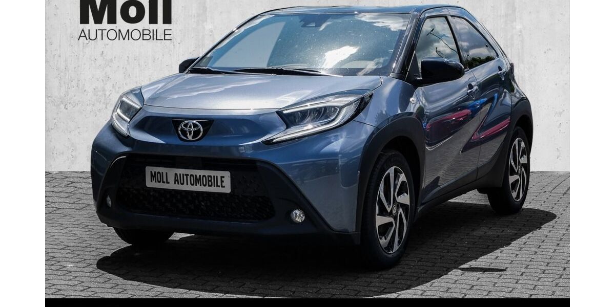 Toyota Aygo (X) 1.990 km 15.740 &euro; Aachen 52078