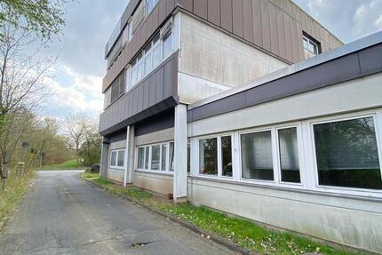 Bürogebäude Halle in Ahrensburg 2.200 m2 zu vermieten