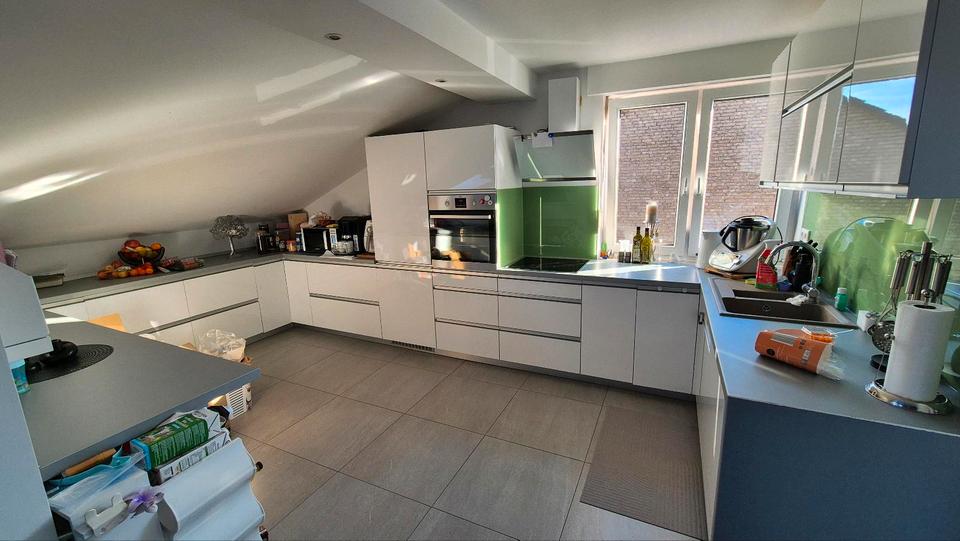 Wohnung 2 Etage mit 65qm WFL zimmer