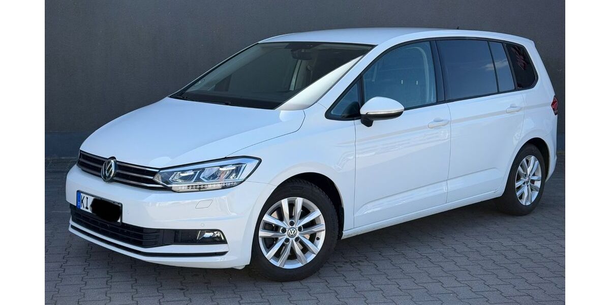 VW Touran 53.500 km 18.900 &euro; Kiel 24143