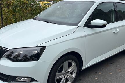 Skoda Fabia 262.000 km 3.499 € Berlin 12057