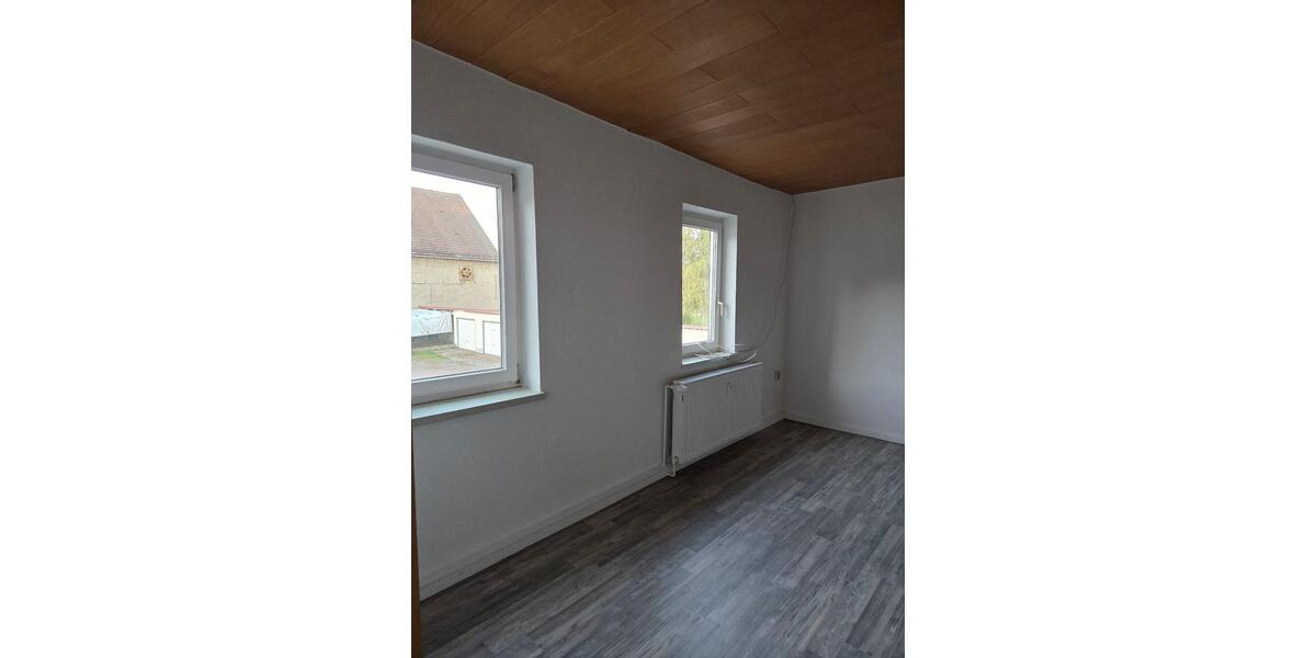 Etagenwohnung Klipphausen - 1.5 Zimmer, 39 m&sup2;, 250&euro; | Angebot:24788046