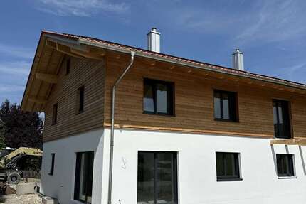 Haus zum Mieten in Valley 2.850 € 227.9 m² 5 zimmer