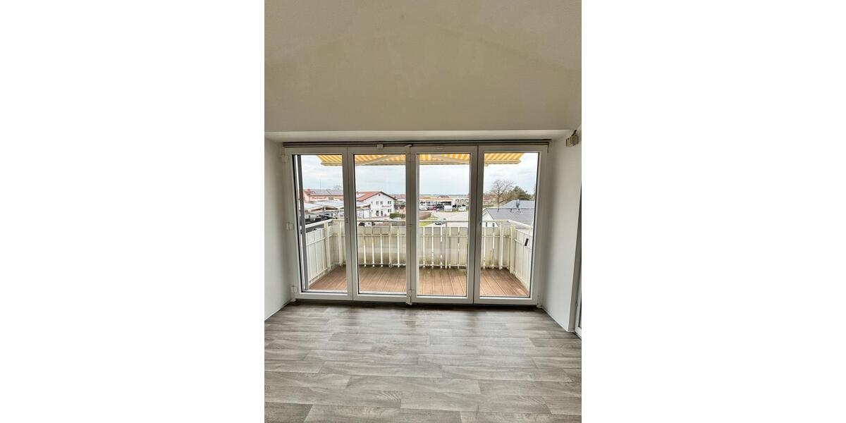 Dachgeschoßwohnung Erding - 4 Zimmer, 142 m&sup2;, 1.400&euro; | Angebot:26026745