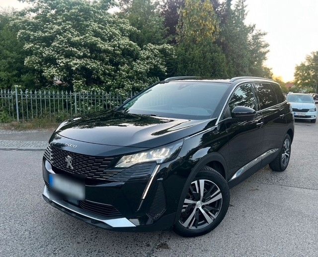 Peugeot 5008 283.000 km 14.500 &euro; Schwarzheide 01987