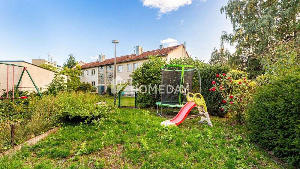 Reihenmittelhaus Erlangen Bruck - 7 Zimmer, 138 m&sup2;, 645.000&euro; | Angebot:25265172