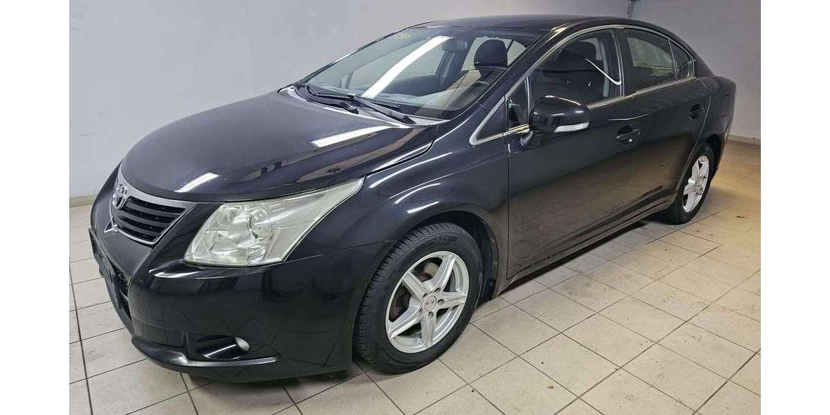 Toyota Avensis 169.000 km 5.500 &euro; Lahr/Schwarzwald 77933
