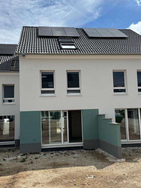 Haus zum Mieten in Roth Eckersmühlen 1.750 € 141 m²