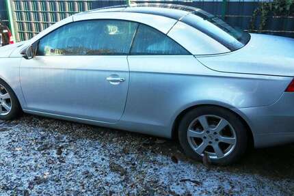 VW Eos 141.000 km 4.800 &euro; Erwitte 59597