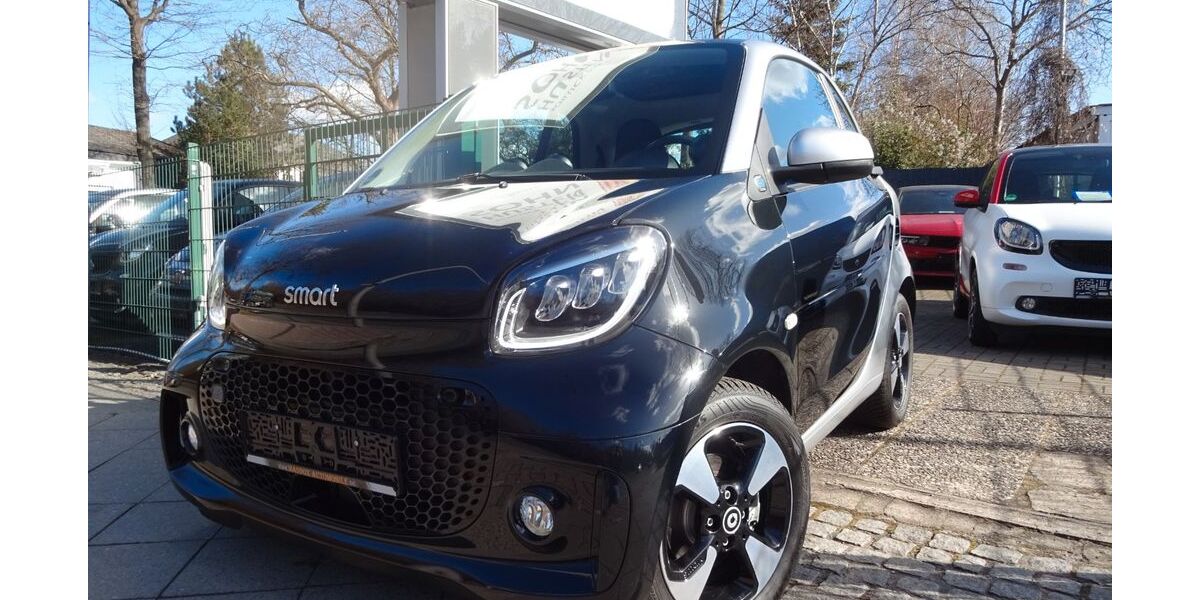 Smart ForTwo 67.000 km 10.690 &euro; Berlin 12305